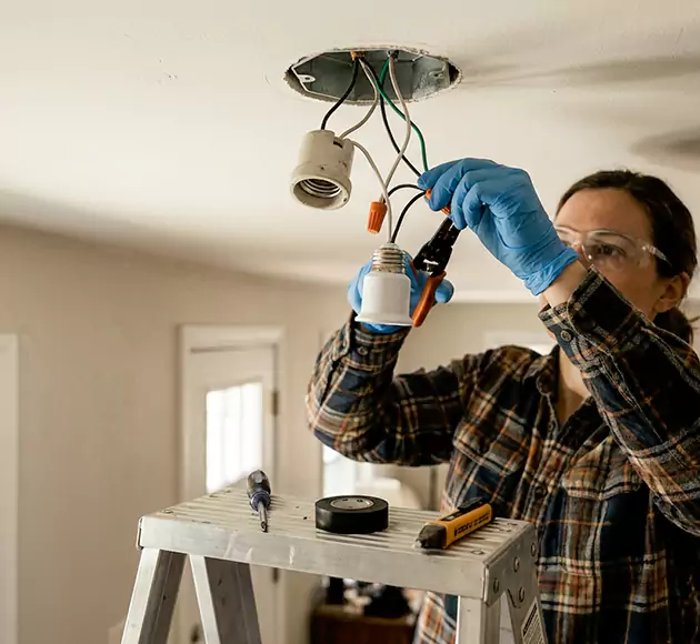 Professional Light Socket Replacement: Your Local Fixture Repair Team in Deltona, FL