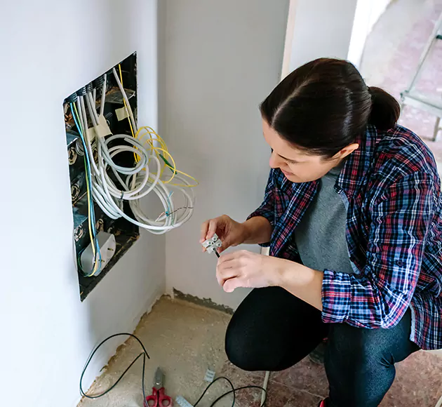 Professional Whole House Rewiring: Your Local Rewiring Specialists in Deltona, FL